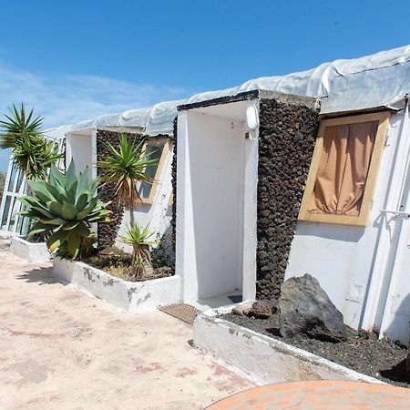 Guinea Basic En-Suite Bedroom By The Sea المظهر الخارجي الصورة