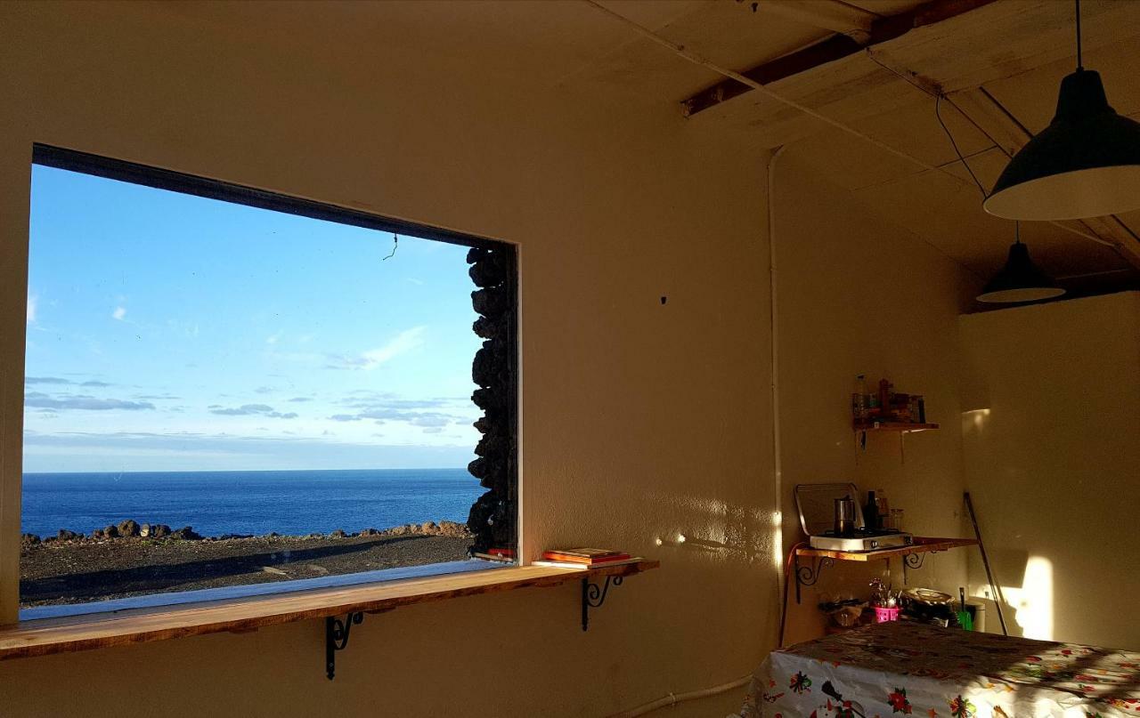 Guinea Basic En-Suite Bedroom By The Sea المظهر الخارجي الصورة