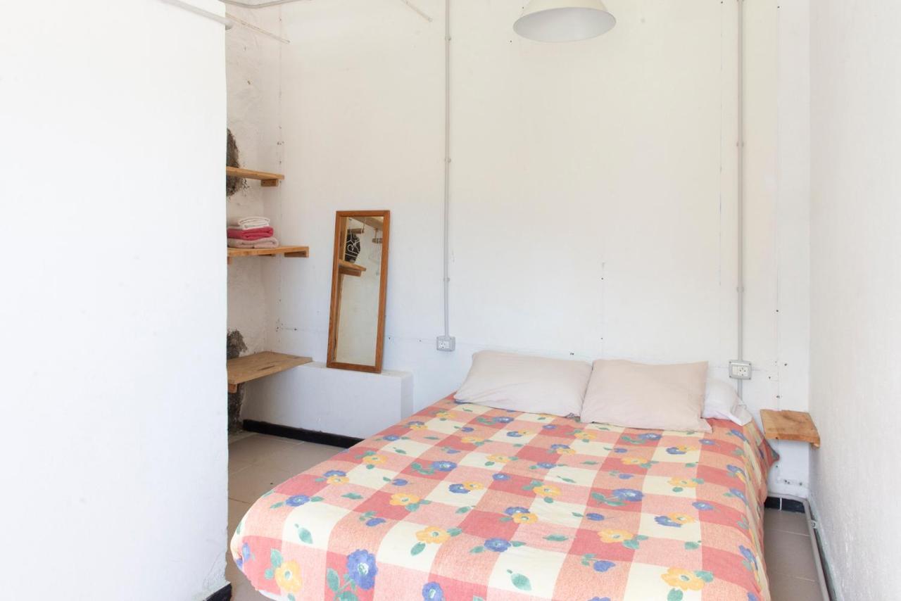 Guinea Basic En-Suite Bedroom By The Sea المظهر الخارجي الصورة